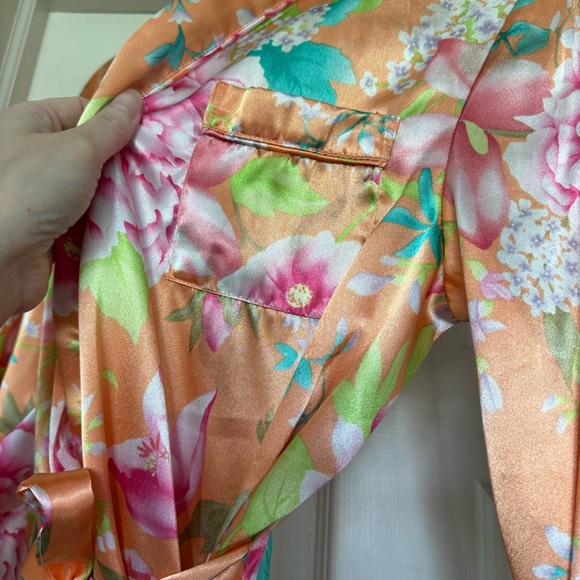 Pink K size small floral robe - Picture 6 of 8